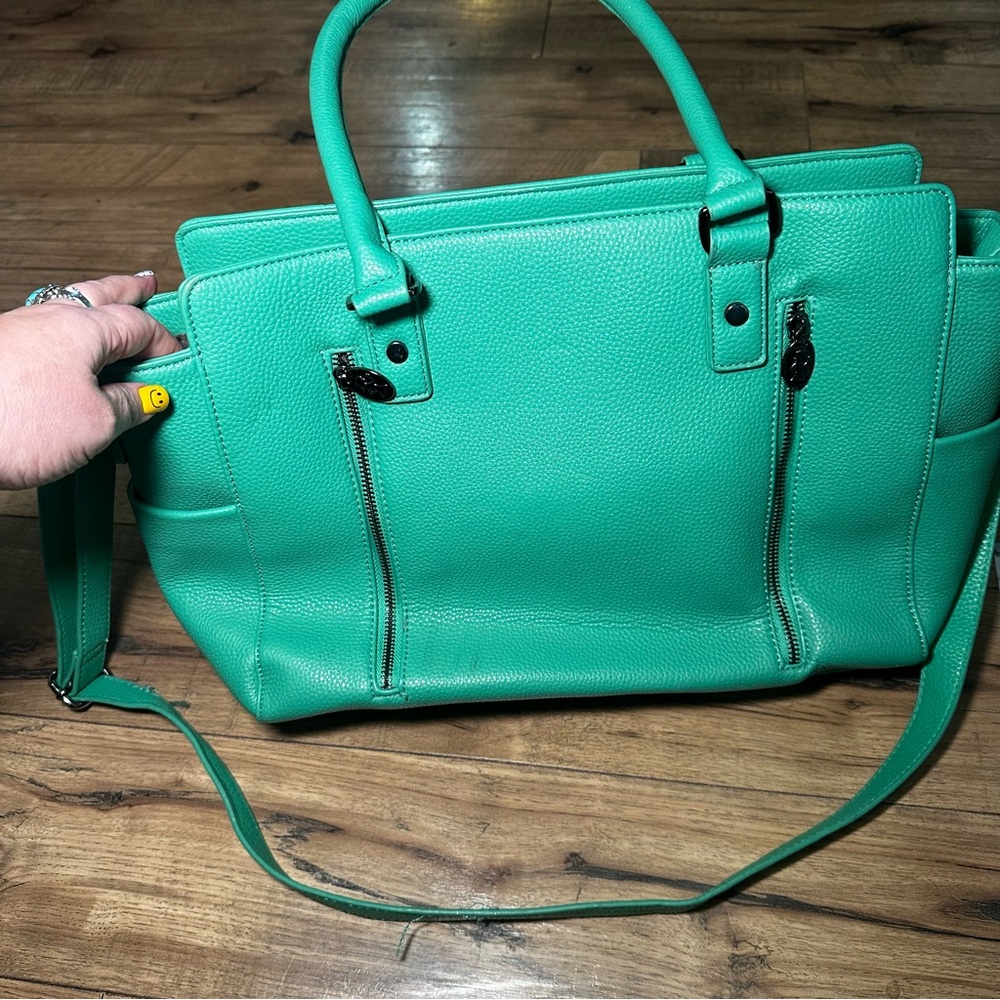 Damsel in Defense Kelly Green Leather Handbag - Picture 11 of 12